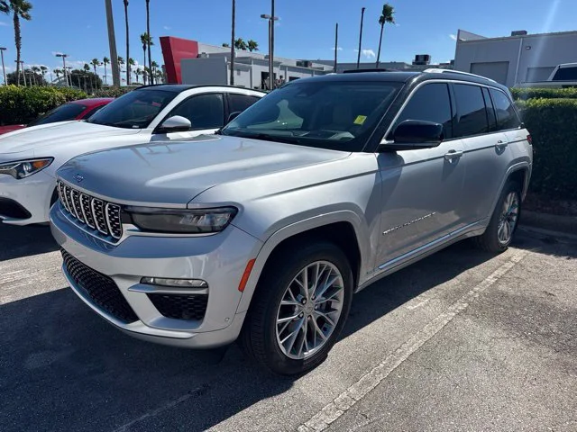 2022 Jeep Grand Cherokee