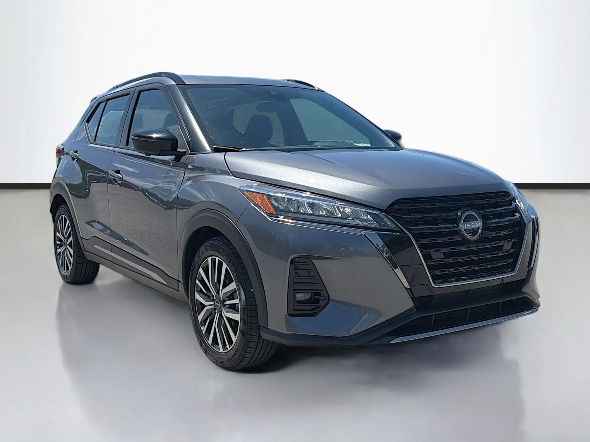 Used 2024 Gun Metallic Nissan SR image 7