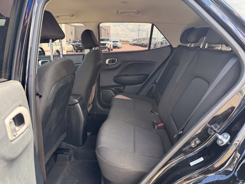 Used 2025 Black Hyundai SE image 7