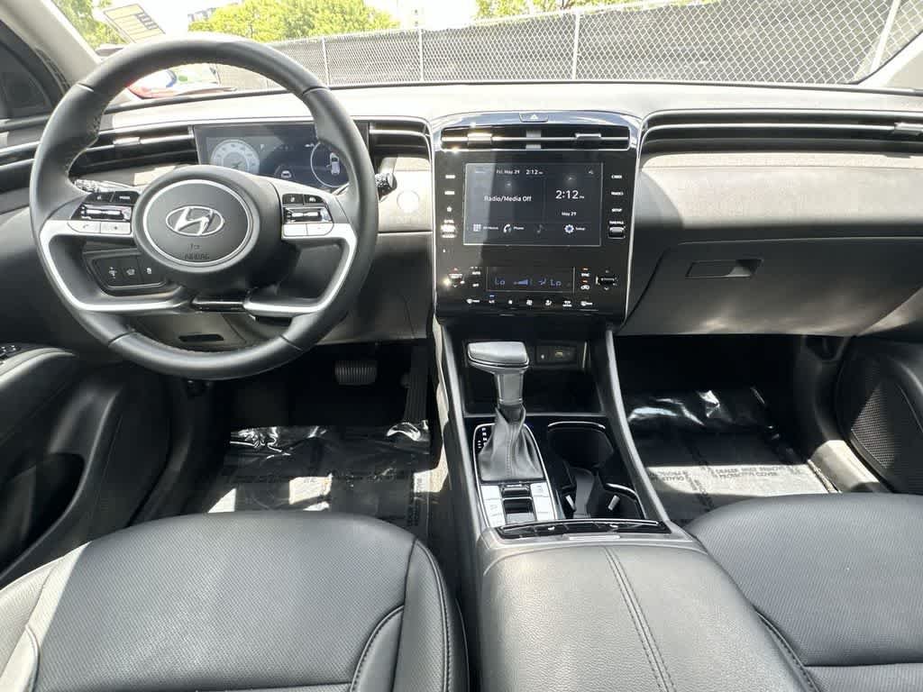 Used 2023 Shimmering Silver Hyundai SEL image 17