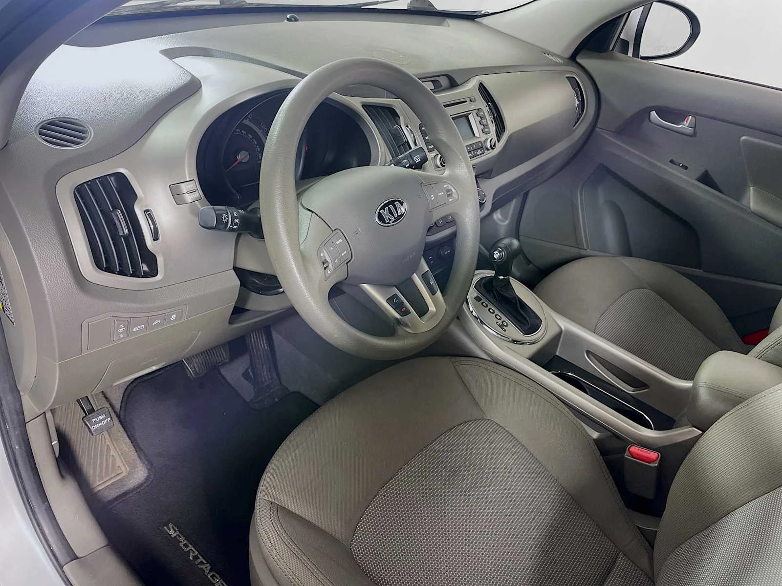 Used 2016 Bright Silver Kia LX image 7