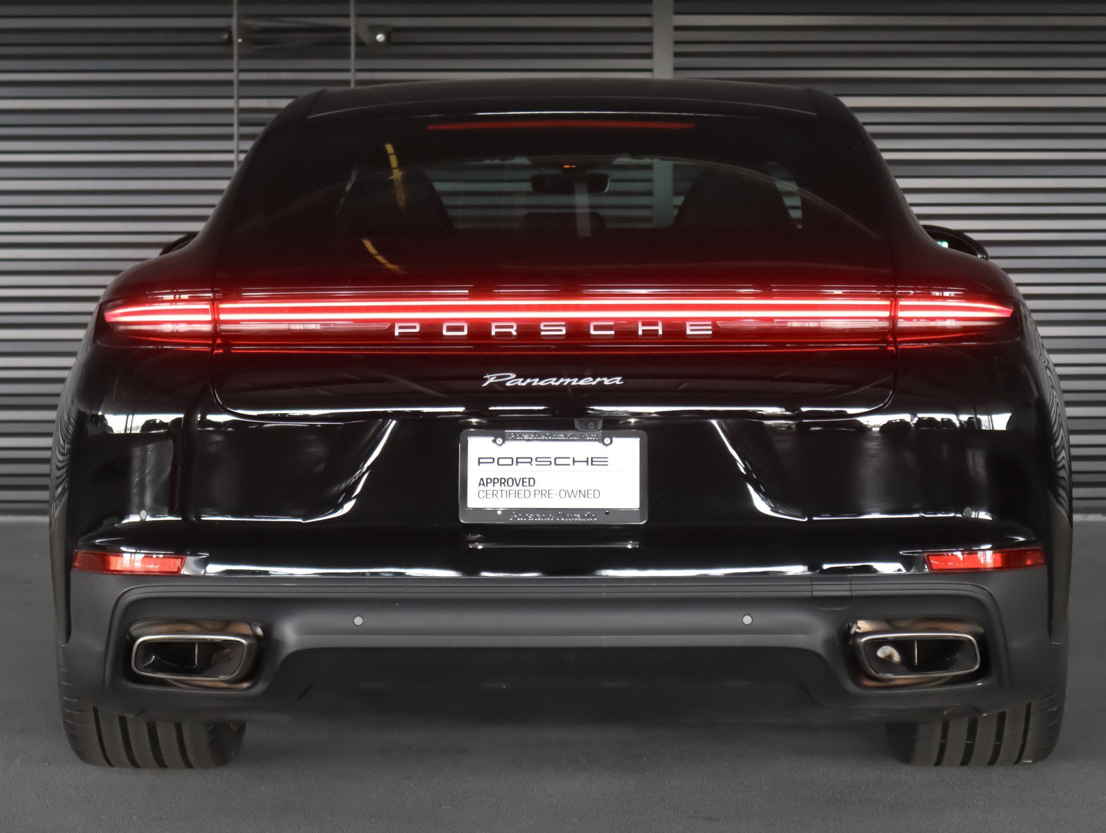 Used 2025 Black Porsche  image 9