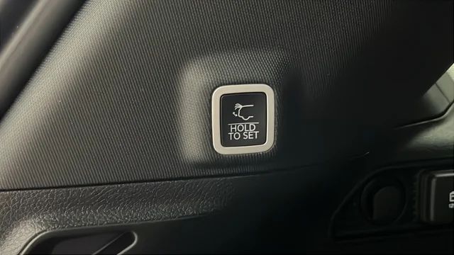 Used 2025 Gray Metallic Jeep Limited image 26