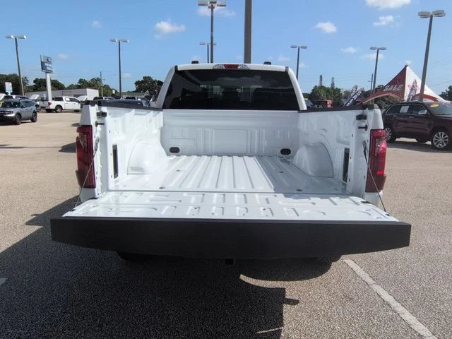 New 2026 White Ford XLT image 13