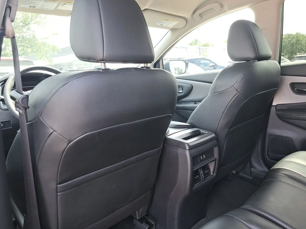 Used 2023 Silver Nissan SV image 17