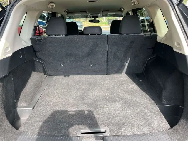 Certified Used 2021 Super Black Nissan S image 19