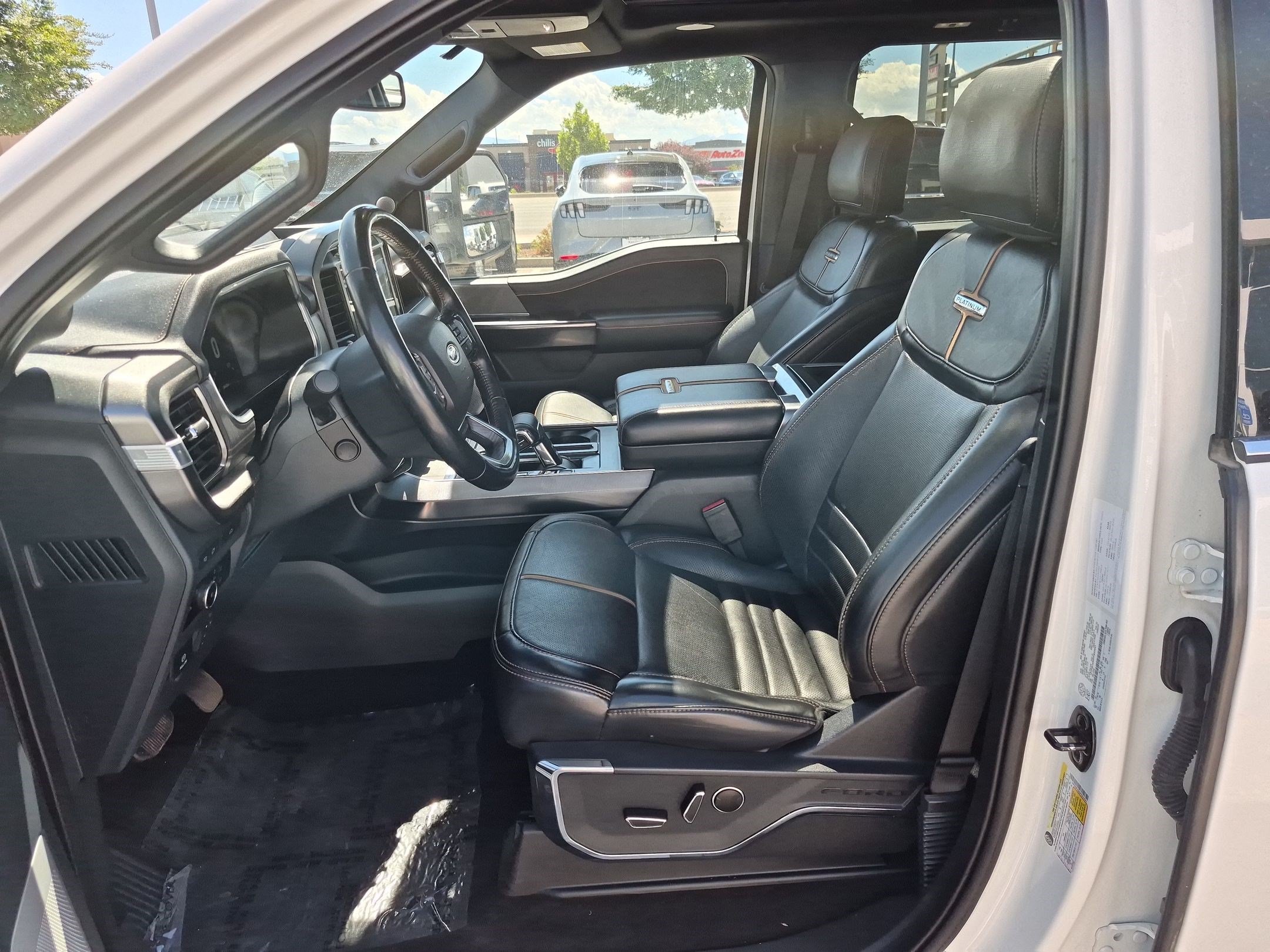 Used 2023 Star White Metallic Tri-Coat Ford Platinum image 16