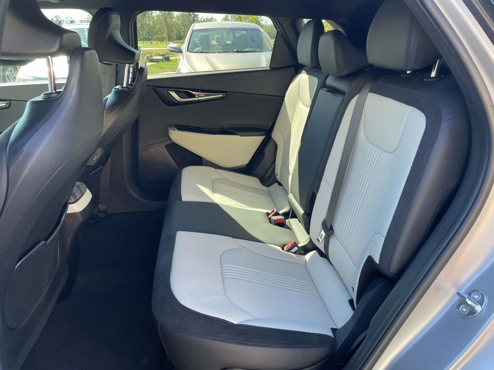 Used 2023 Steel Matte Gray Kia GT-Line image 3