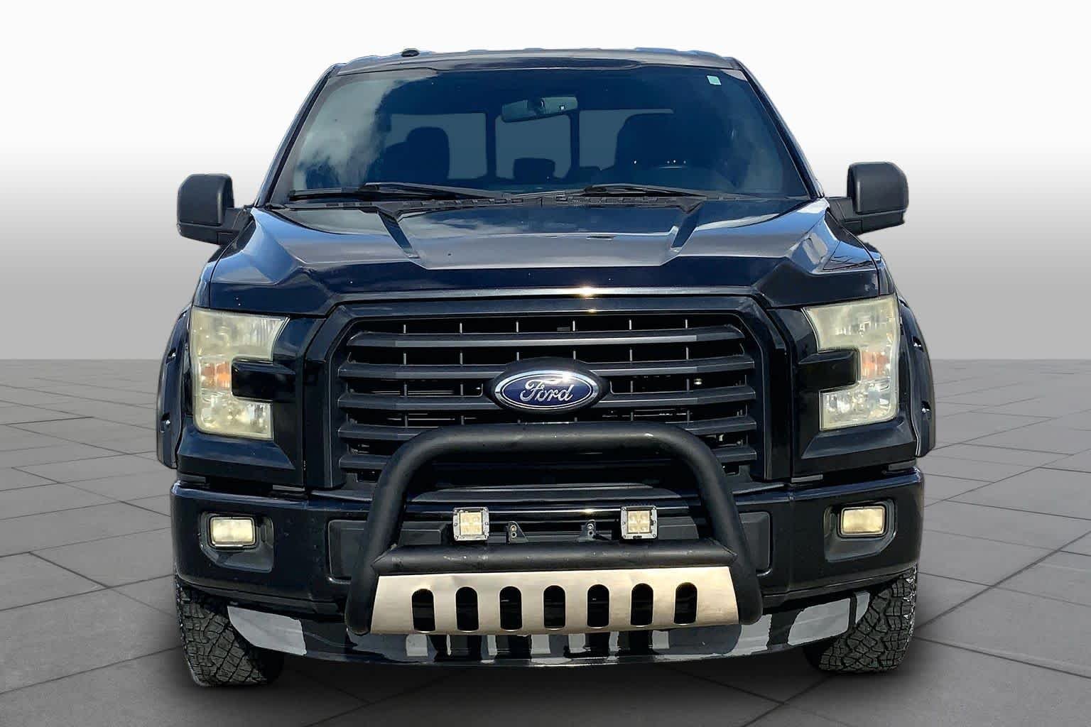 Used 2015 Tuxedo Black Metallic Ford XLT image 3