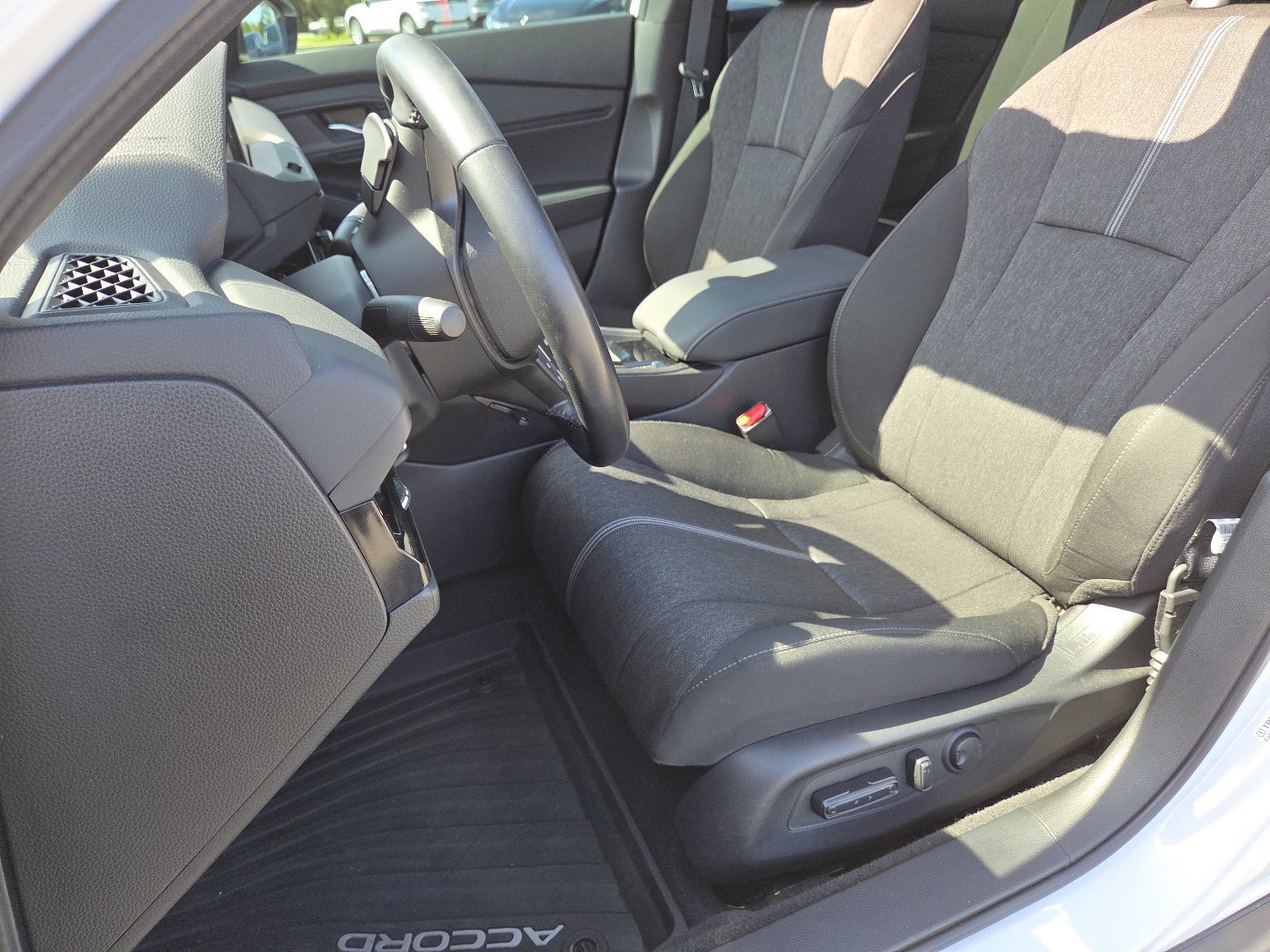 Used 2025 Platinum White Pearl Honda HYBRID SPORT image 58