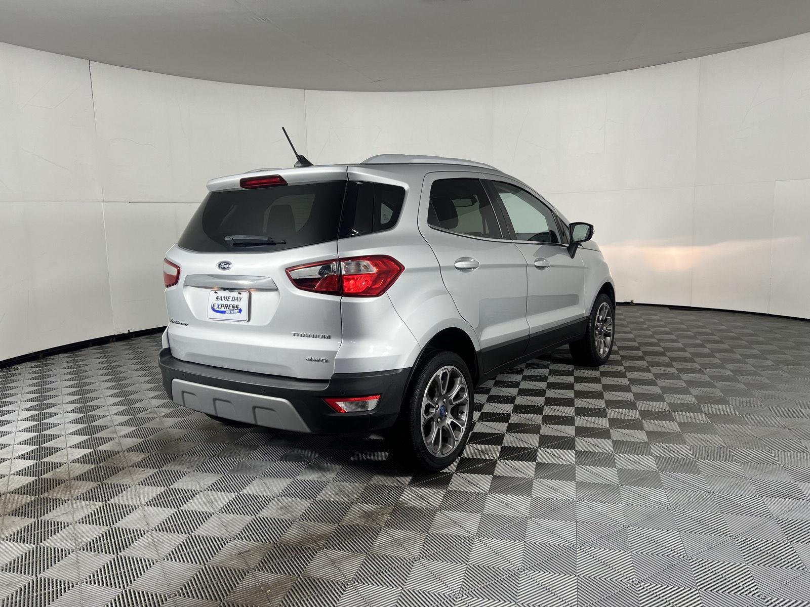 Used 2020 Moondust Silver Ford Titanium image 8
