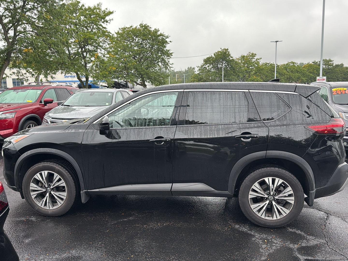 Used 2021 Super Black Nissan SV image 5