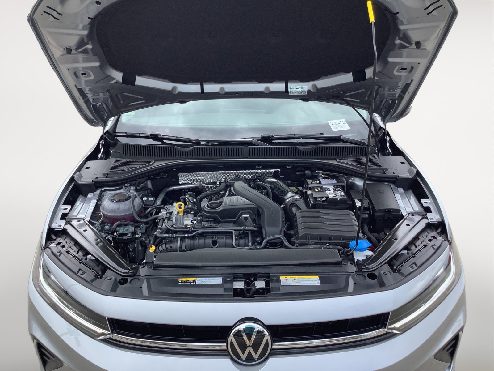 New 2027 PYRITE SILVER Volkswagen SE image 12