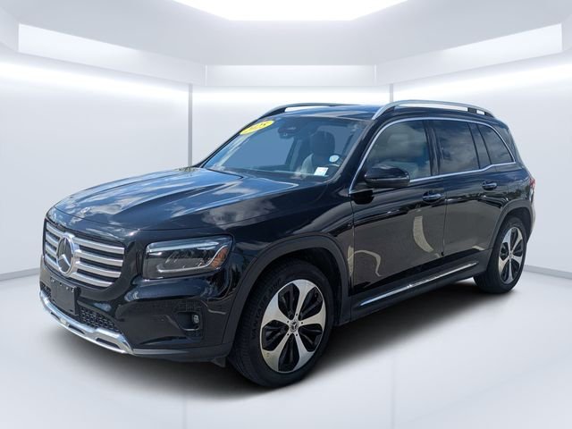 Used 2025 Black Mercedes-Benz GLB 250 image 7