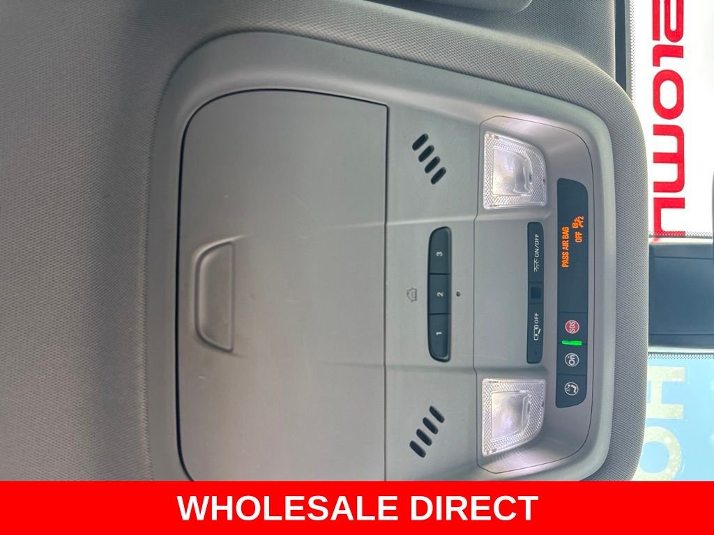 Used 2020 Carbon Black Metallic GMC AT4 image 24