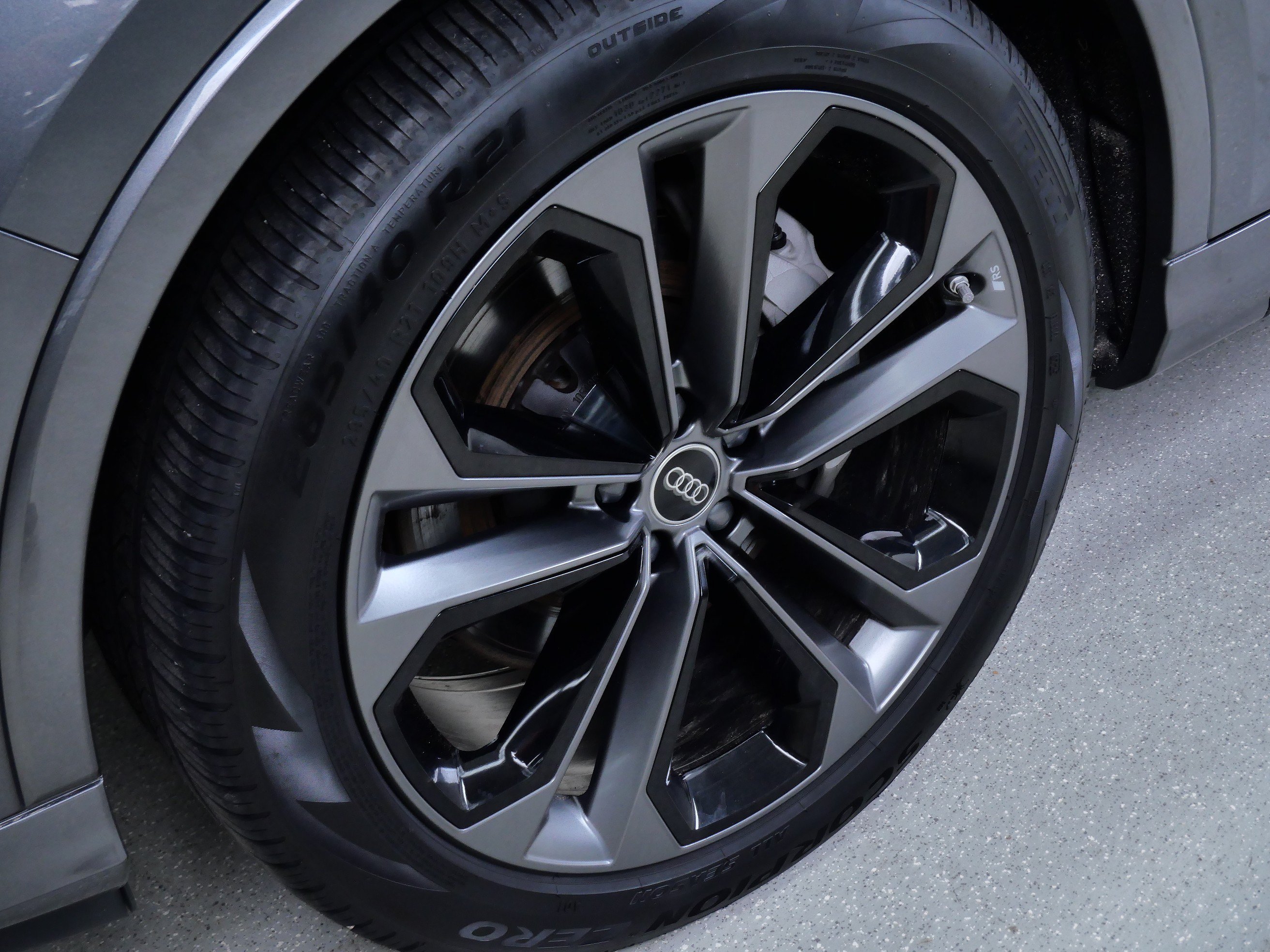 Used 2025 Samurai Gray Metallic Audi Premium Plus image 13