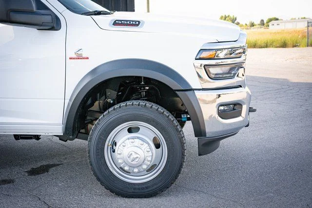 New 2025 Bright White Clearcoat RAM Tradesman image 5