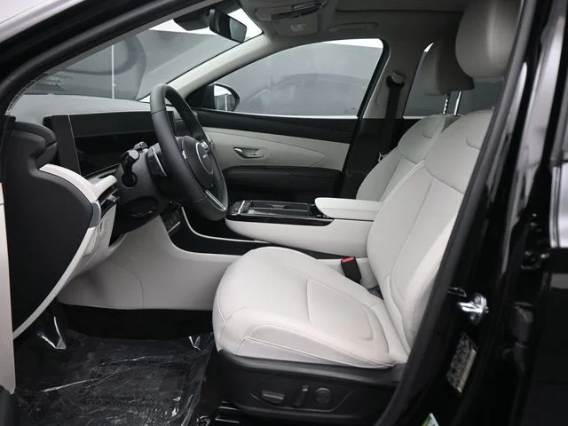 Used 2025 Gray Hyundai SEL Convenience image 12