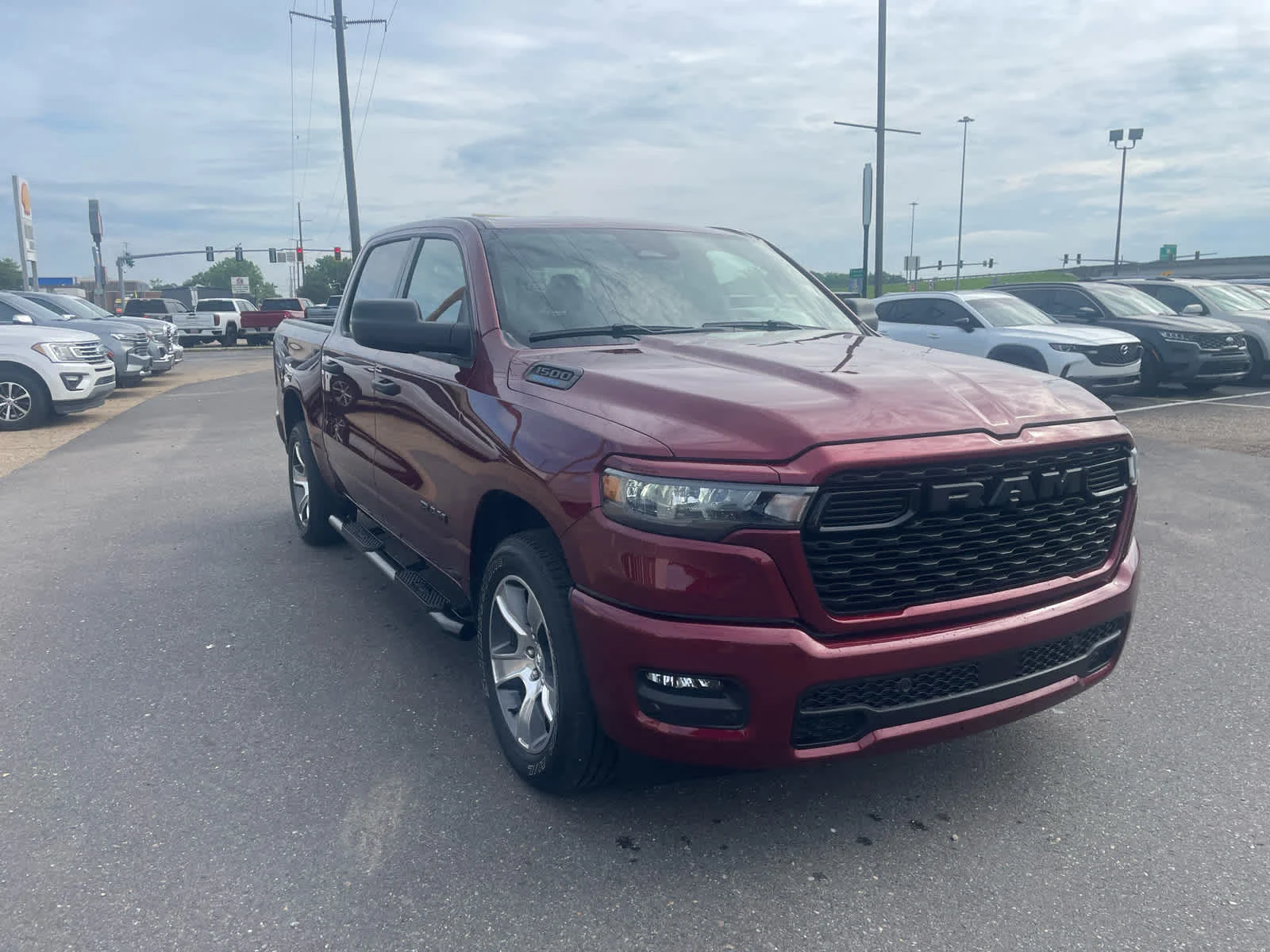 2025 RAM 1500 Tradesman Crew Cab 5'7's photo