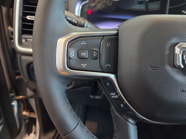 New 2026 Billet Silver Metallic Clear-Coat Exterior Paint RAM Big Horn/Lone Star image 35