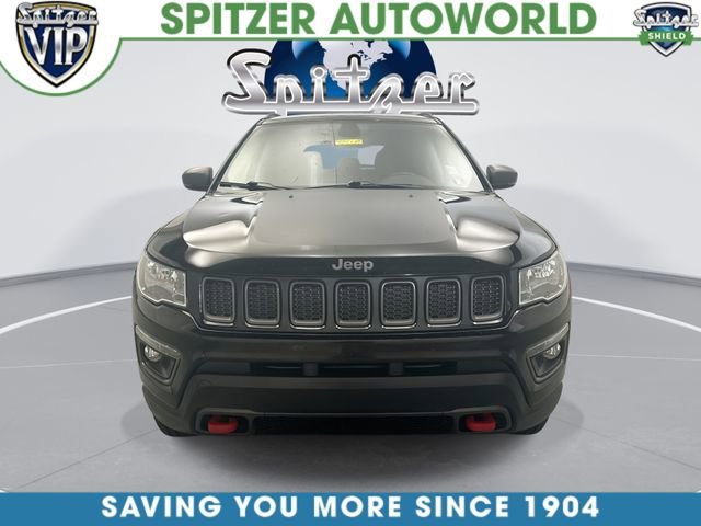 Used 2019 Black Jeep Trailhawk image 3