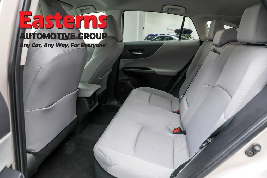 Used 2022 Gray Toyota LE image 20