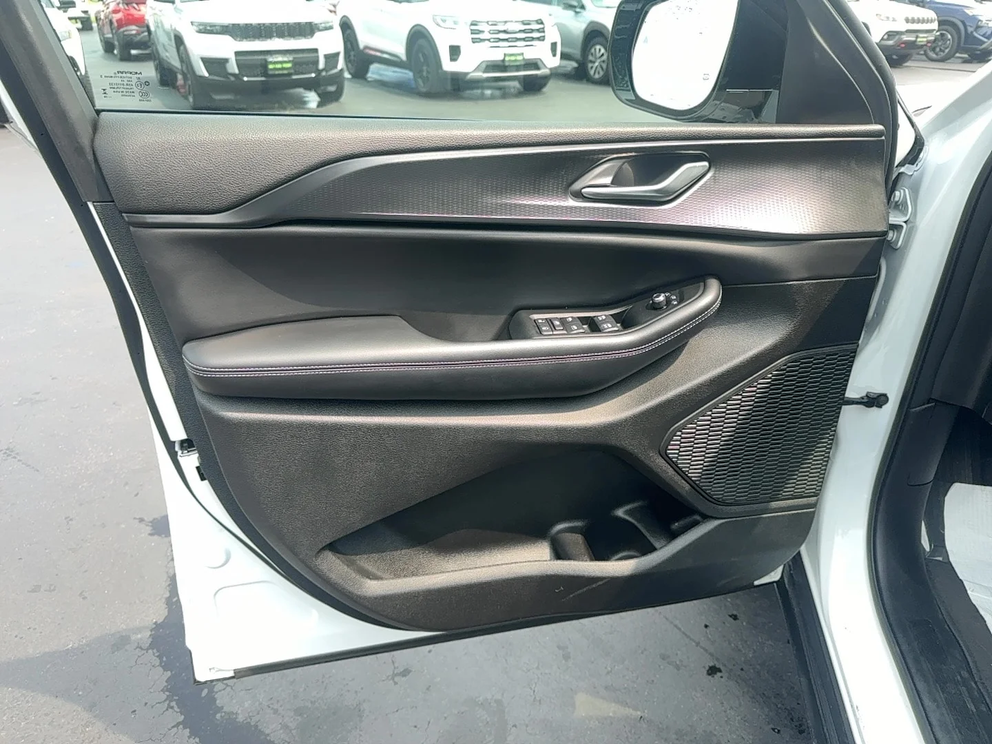 Used 2024 Bright White Clearcoat Jeep Altitude X image 14