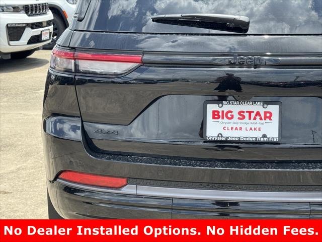 New 2026 Diamond Black Crystal Pearl-Coat Exterior Paint Jeep Limited image 10