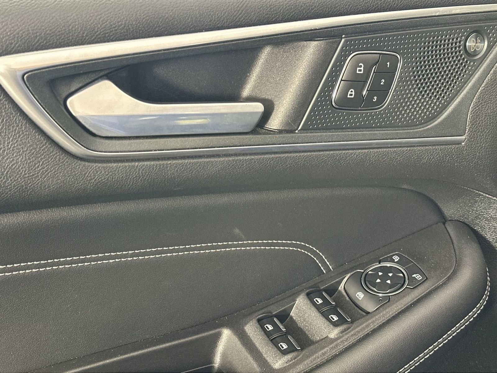 2024 Ford Edge Titanium - Photo 13