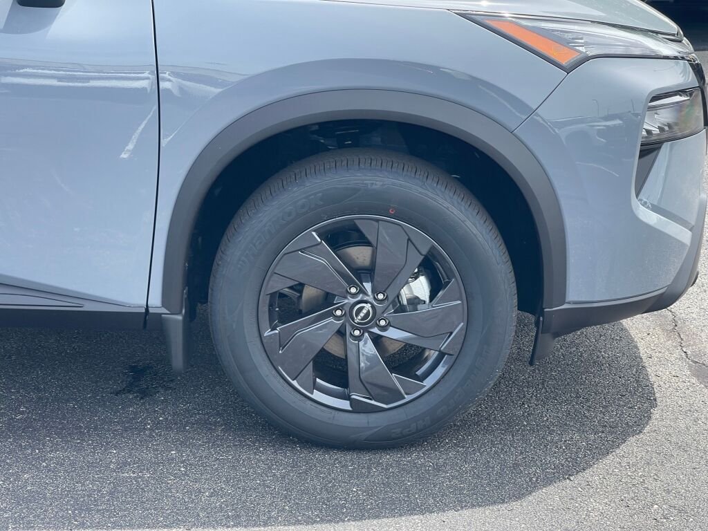 New 2026 Boulder Gray Pearl Nissan SV image 24
