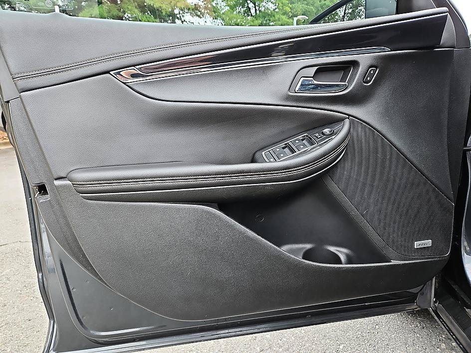 Used 2018 Nightfall Gray Metallic Chevrolet LT image 15
