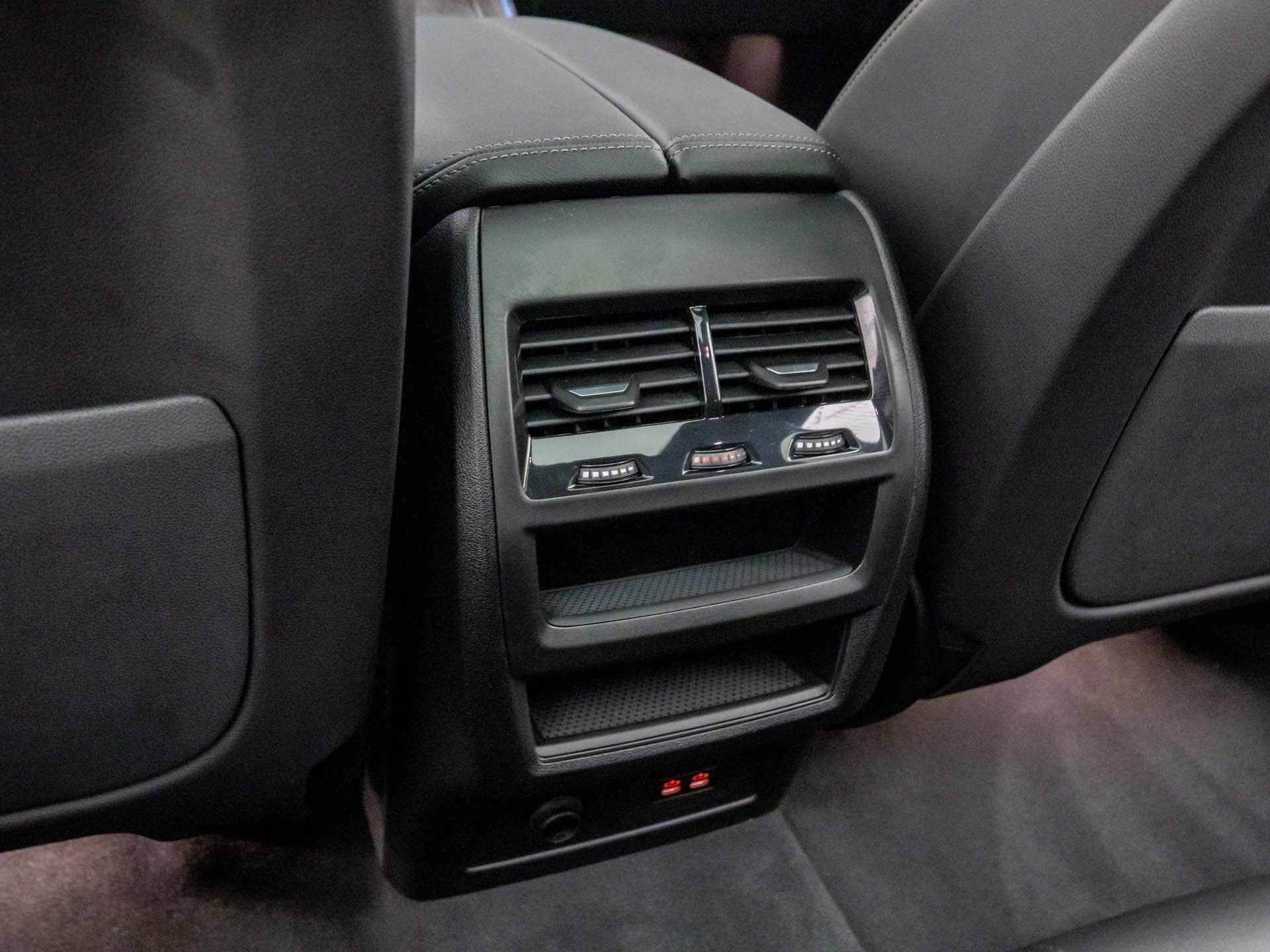 New 2026 Black Sapphire Metallic BMW xDrive50e image 21