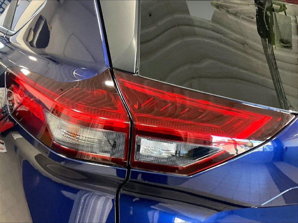 Used 2024 Blue Nissan SV image 34