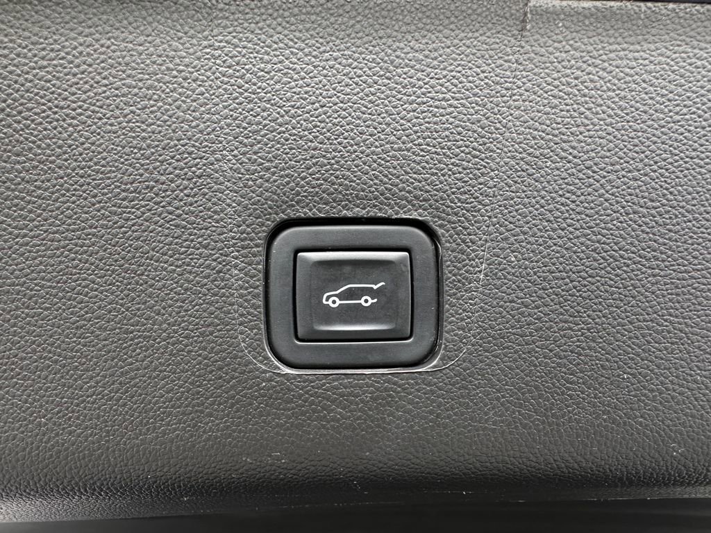 Used 2023 Northsky Blue Metallic Chevrolet LT Leather image 43