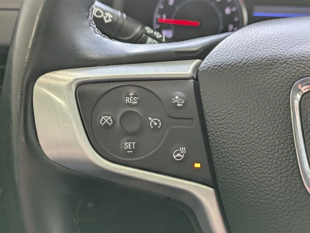 Used 2023 Summit White GMC SLT image 20