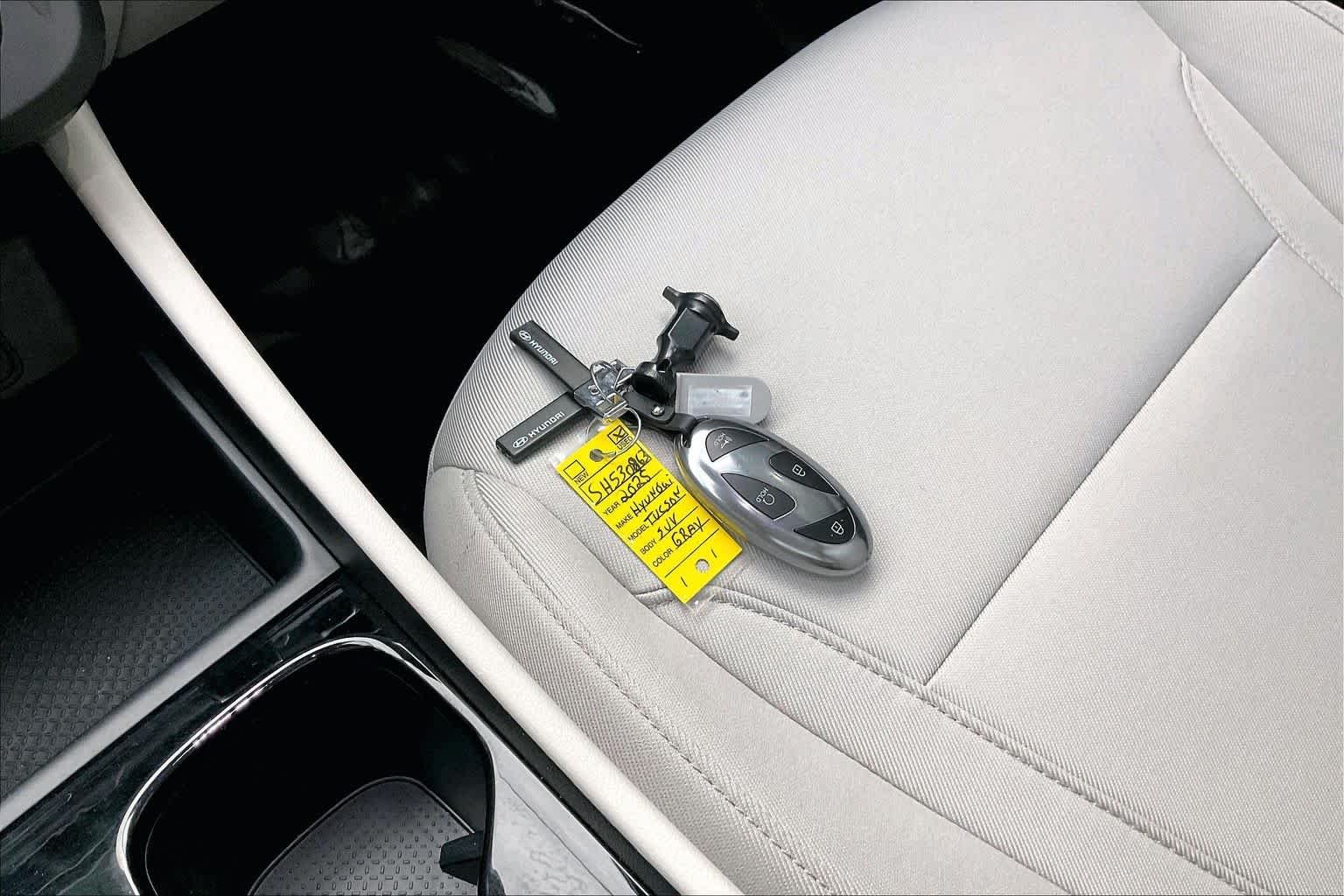 Used 2025 Ecotronic Gray Hyundai SE image 15