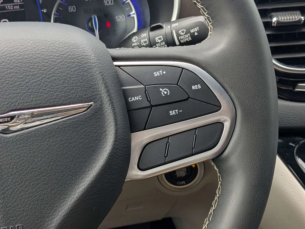 Certified Used 2023 Silver Chrysler LX image 27