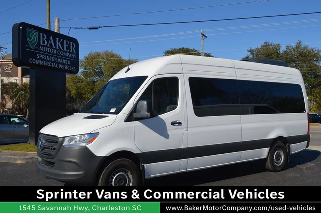 2025 Mercedes-Benz Sprinter 2500 Passenger 170 WB