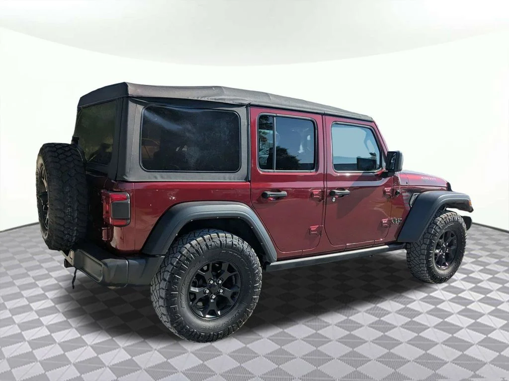 Used 2021  Jeep Unlimited Willys image 4