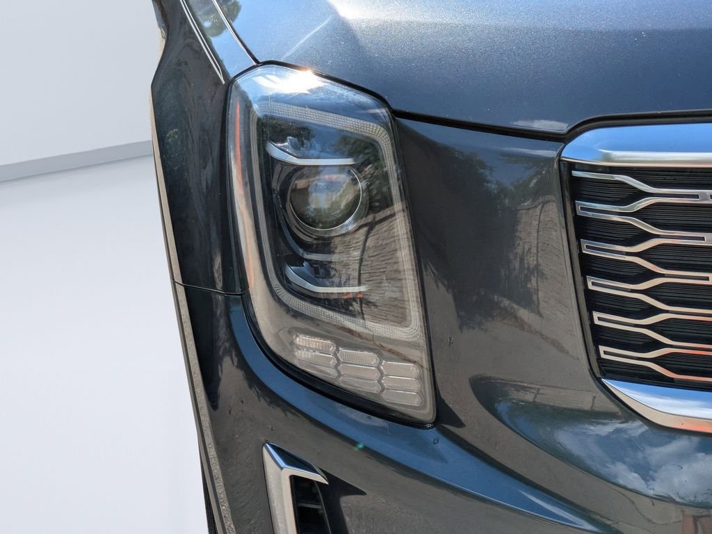 Used 2021 Gray Kia EX image 11