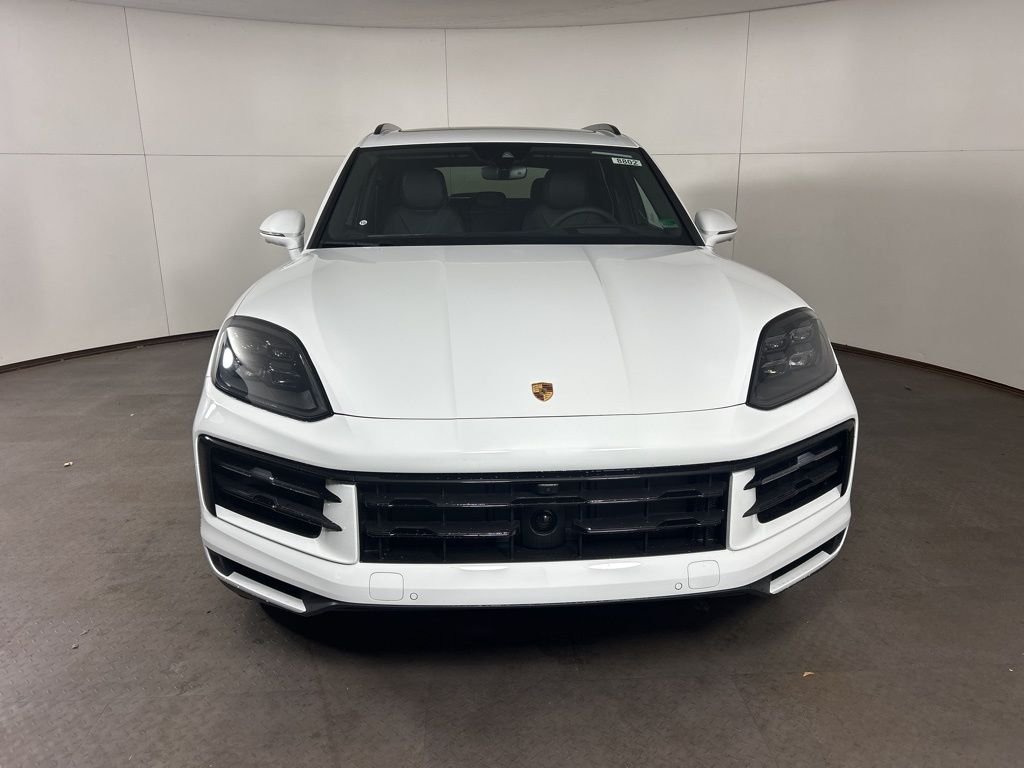 2026 Porsche Cayenne S - Photo 8
