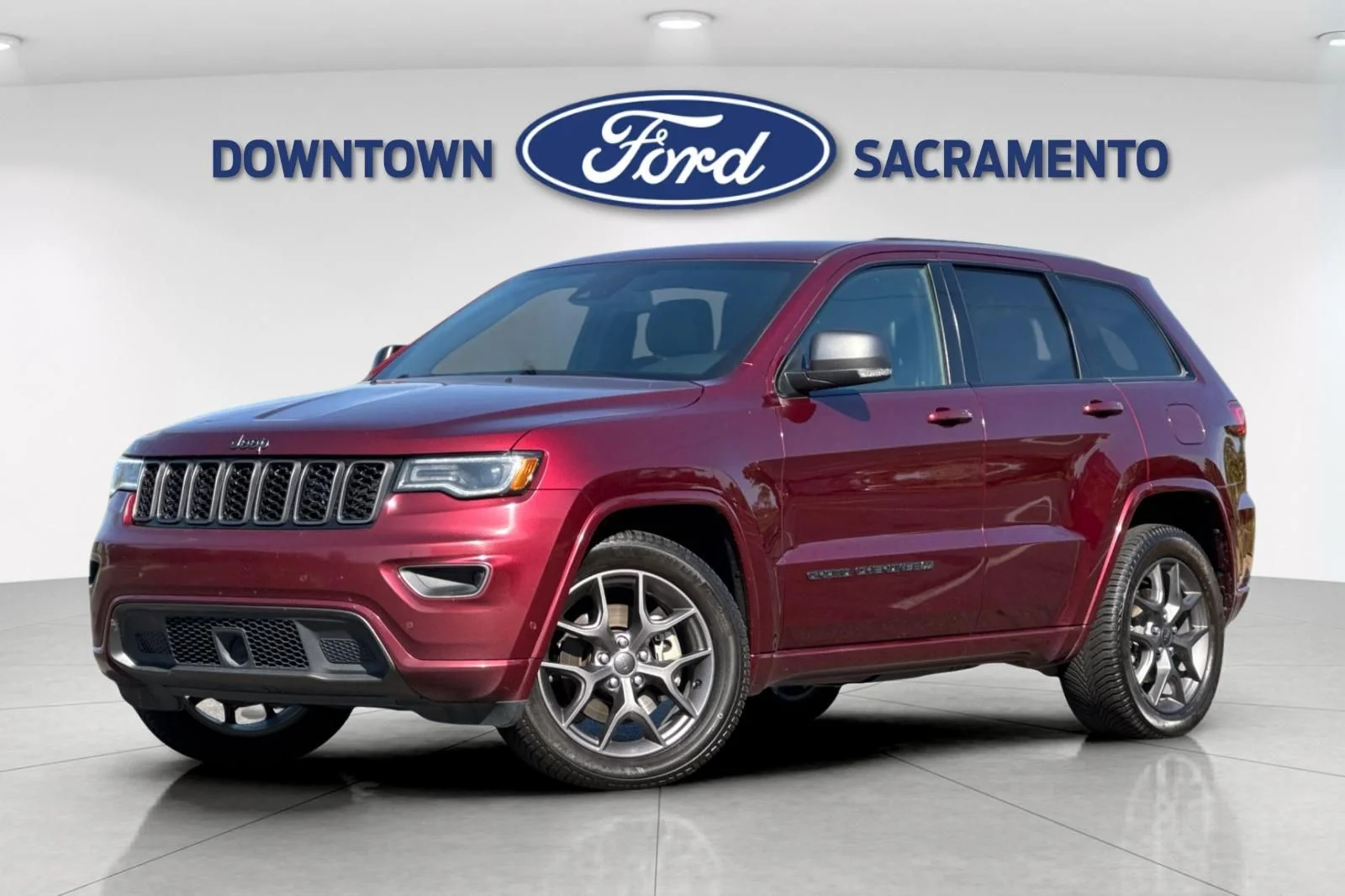 Used 2021 Red Jeep Limited image 2
