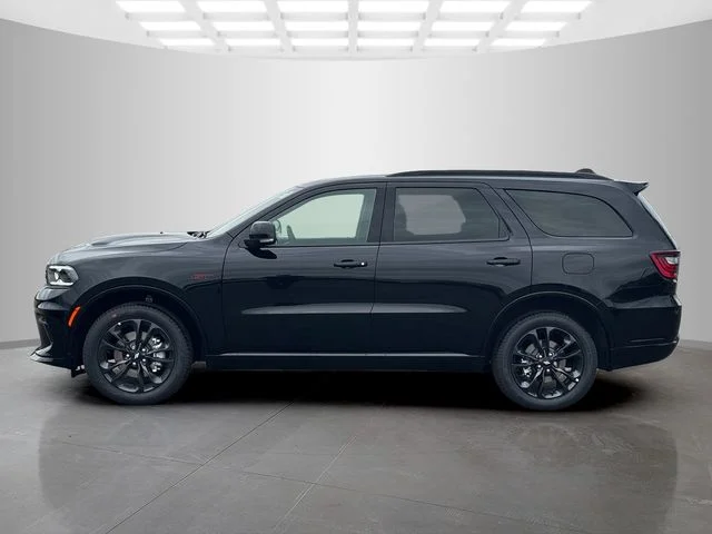 New 2026 Diamond Black Clear-Coat Exterior Paint Dodge GT PLUS image 4