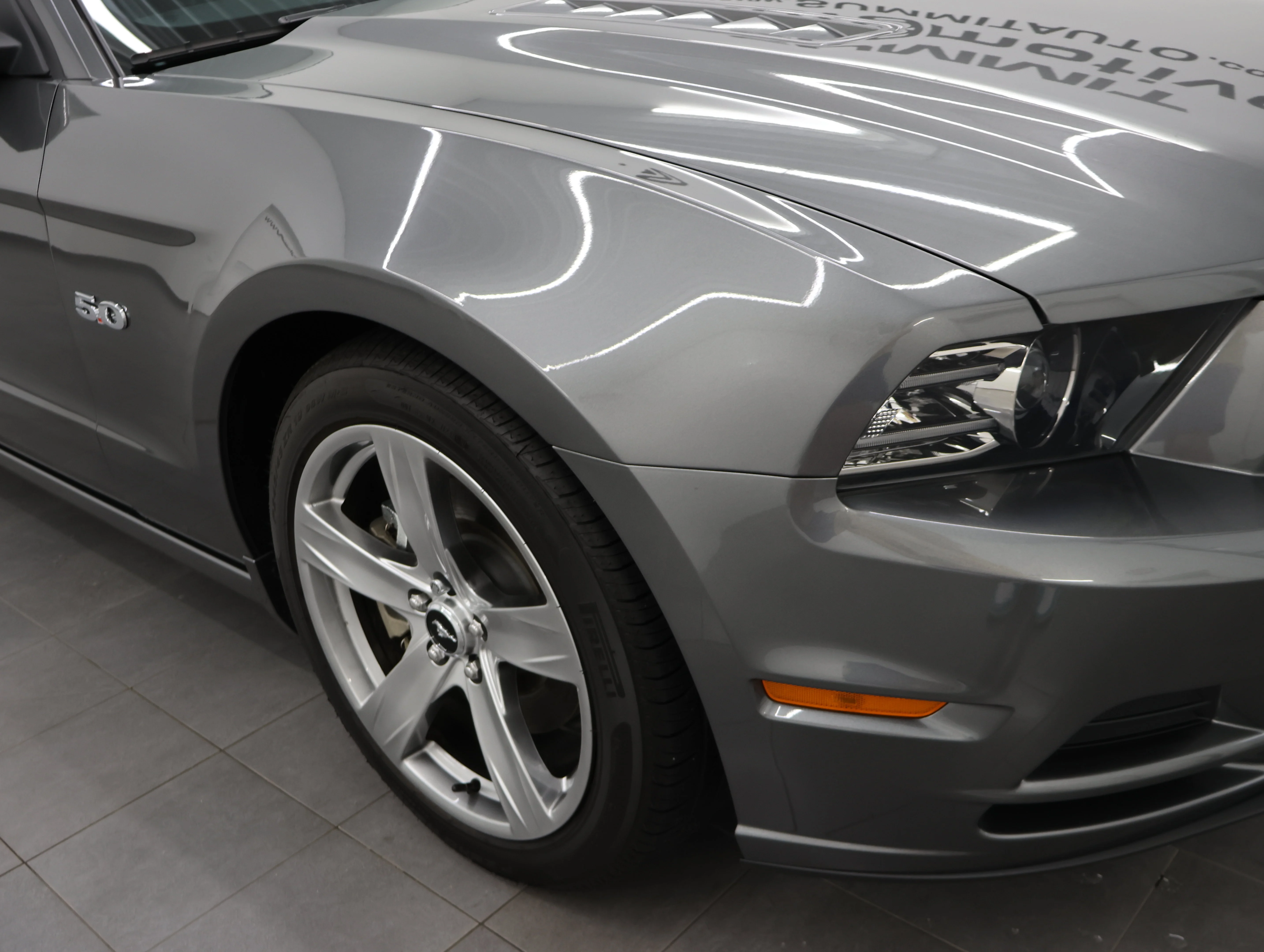 Used 2014 Sterling Gray Metallic Ford GT Premium image 23