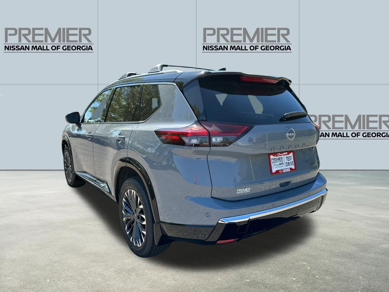 New 2026 Gray Nissan Platinum image 5