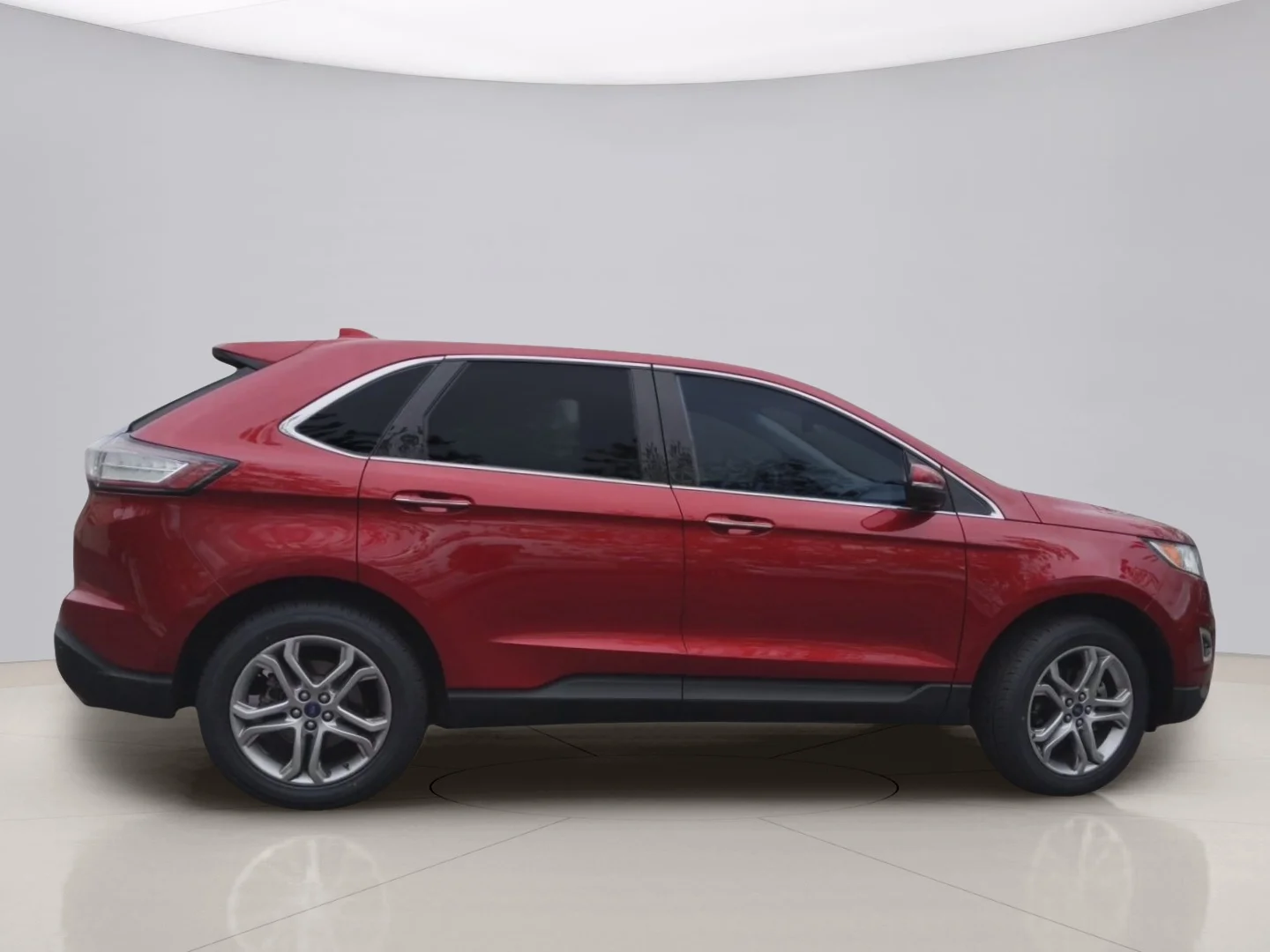 Used 2016 Red Ford TITANIUM image 6