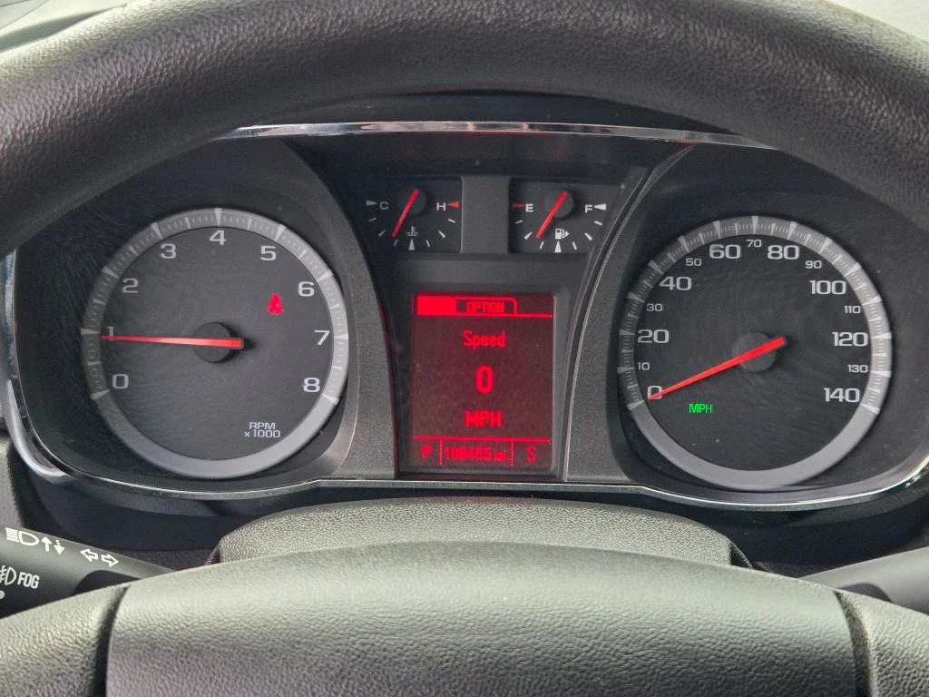 Used 2013 Gray GMC SLE-1 image 30