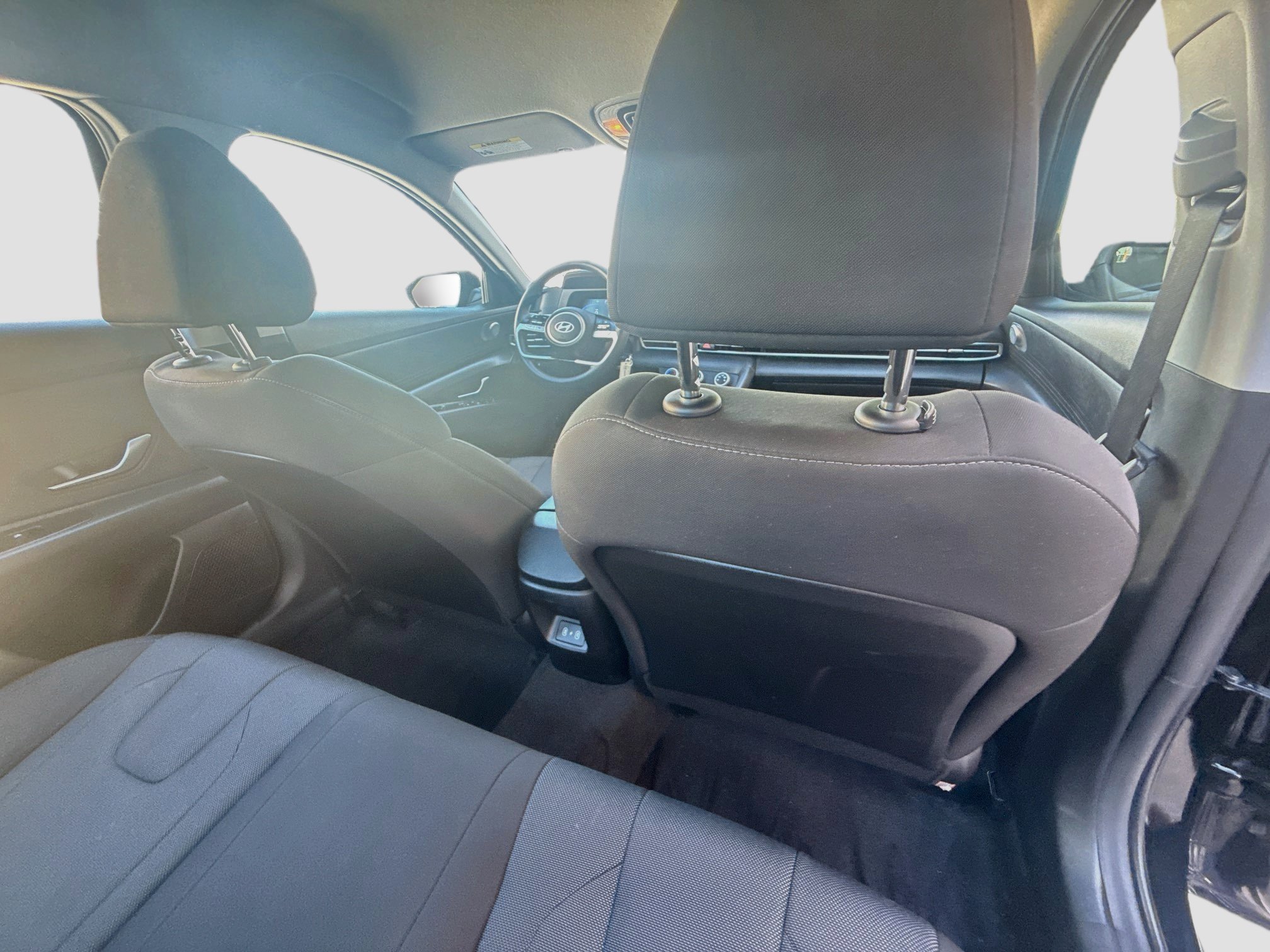 2025 Hyundai Elantra SE - Photo 26