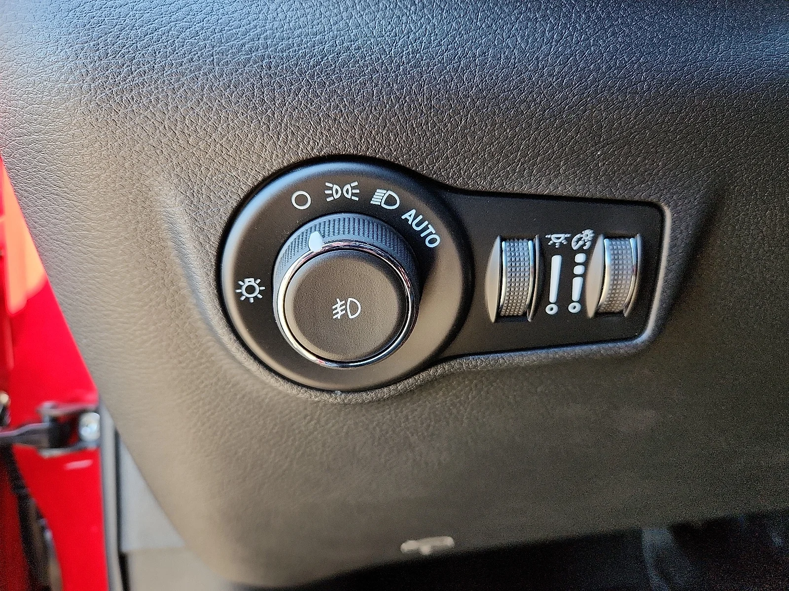 New 2026 Red Jeep LATITUDE ALTITUDE 4X4 image 13