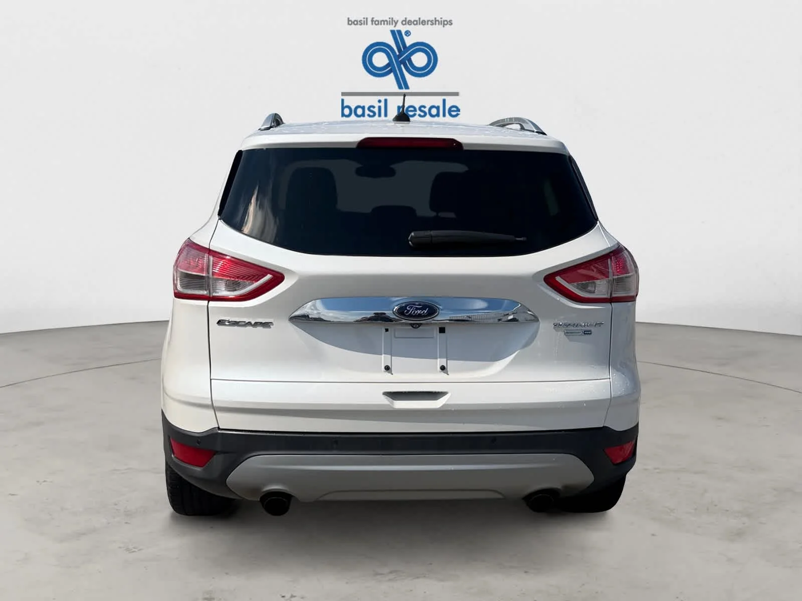Used 2016 White Platinum Metallic Tri-Coat Ford Titanium image 6